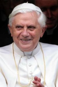 benedicto-xvi-2