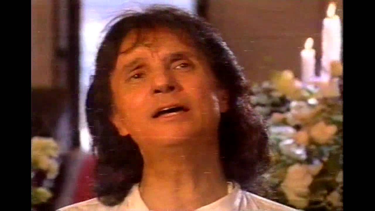 Un Rosario por Chile | La bellísima canción de Roberto Carlos a la Virgen y  el Rosario